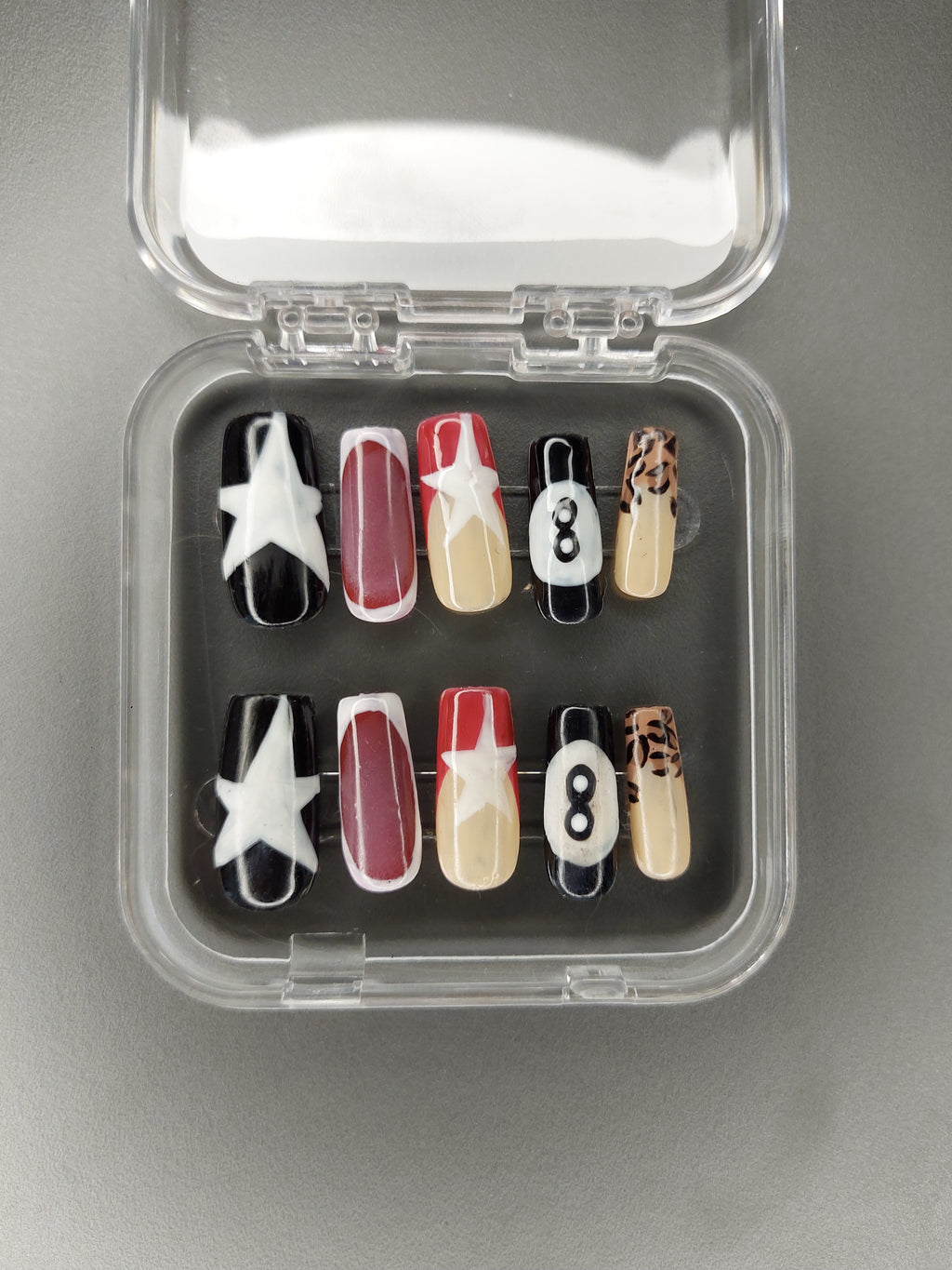 Press on nails